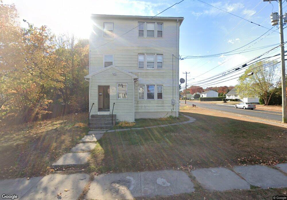 422 Clinton St unit 3, New Britain, CT 06053 - photo 1