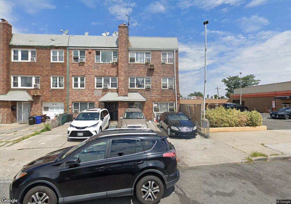 15361 Horace Harding Expy, Flushing, NY 11367 - photo 1