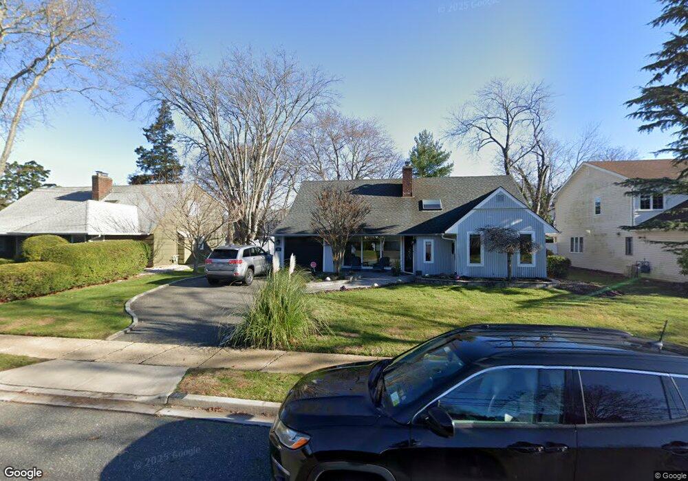 10 Arbor Ln, Merrick, NY 11566 - photo 1