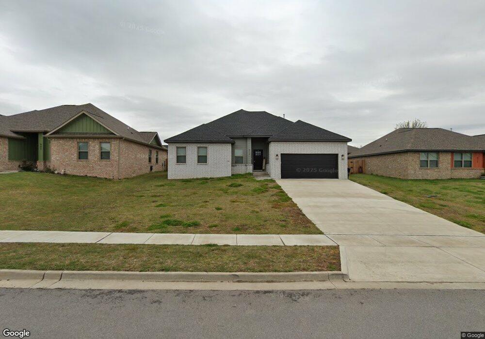 912 Petit Jean St, Prairie Grove, AR 72753 - photo 1