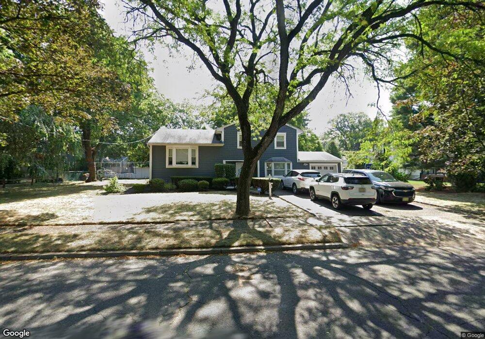 794 Stella Ct, Paramus, NJ 07652 - photo 1