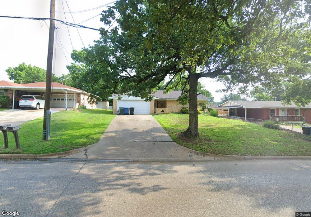 2657 W Crawford St, Denison, TX 75020 - photo 1