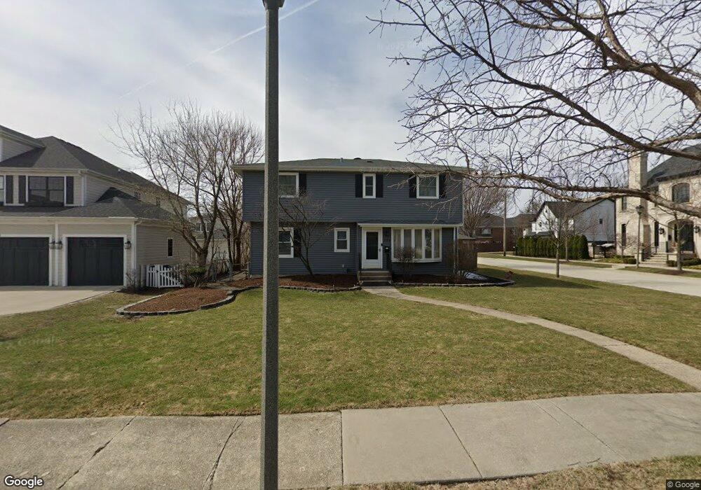 584 S Sunnyside Ave, Elmhurst, IL 60126 - photo 1