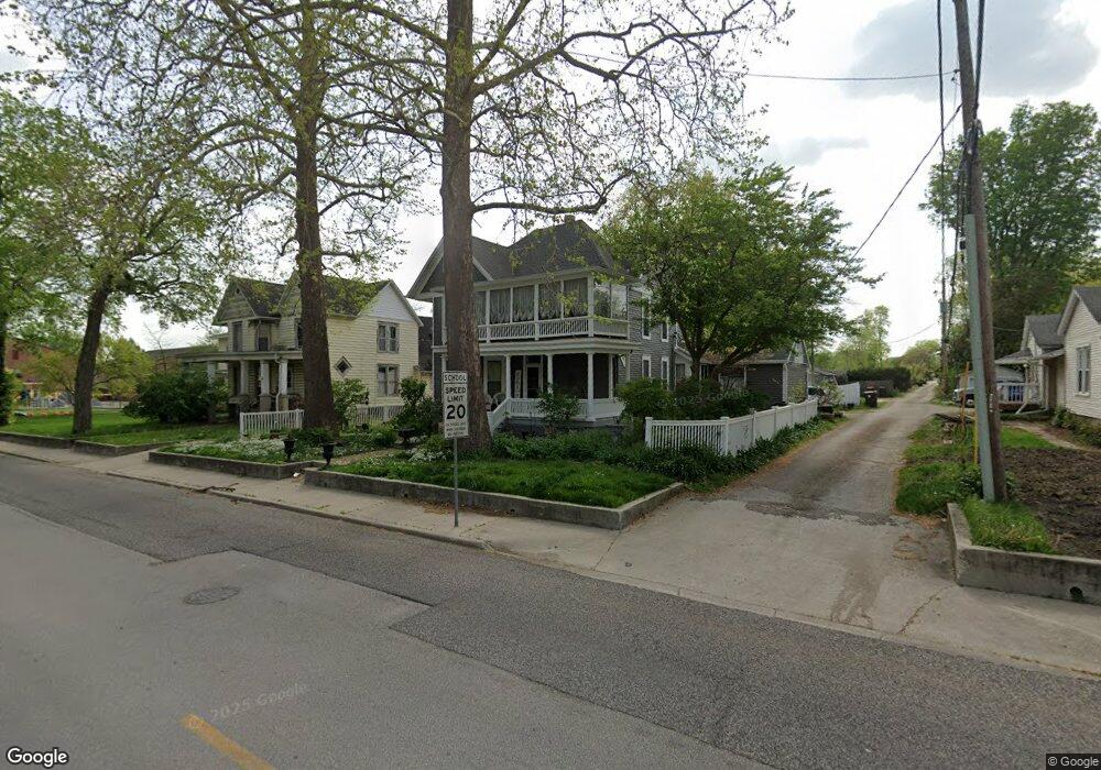 117 N Union St, Lincoln, IL 62656 - photo 1