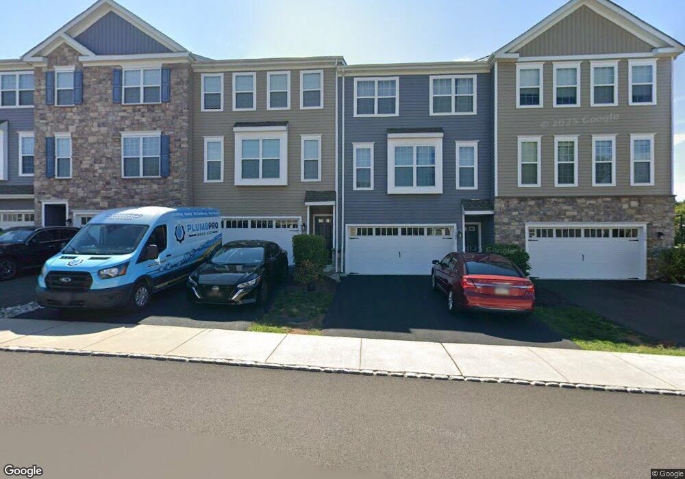 1073 Chapman Cir, Hatfield, PA 19440 - photo 1