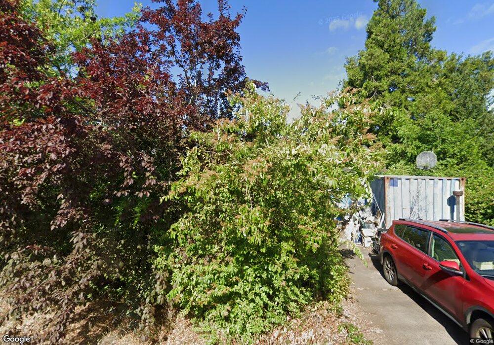 890 Arcadia Dr, Eugene, OR 97401 - photo 1