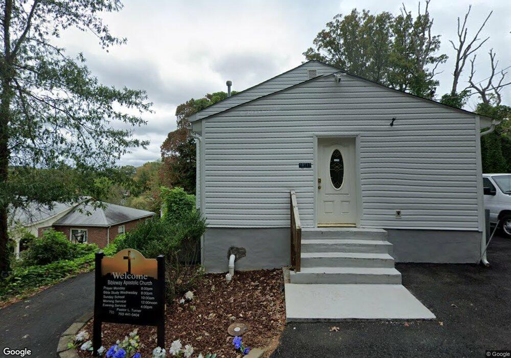 18516 Triangle St, Triangle, VA 22172 - photo 1