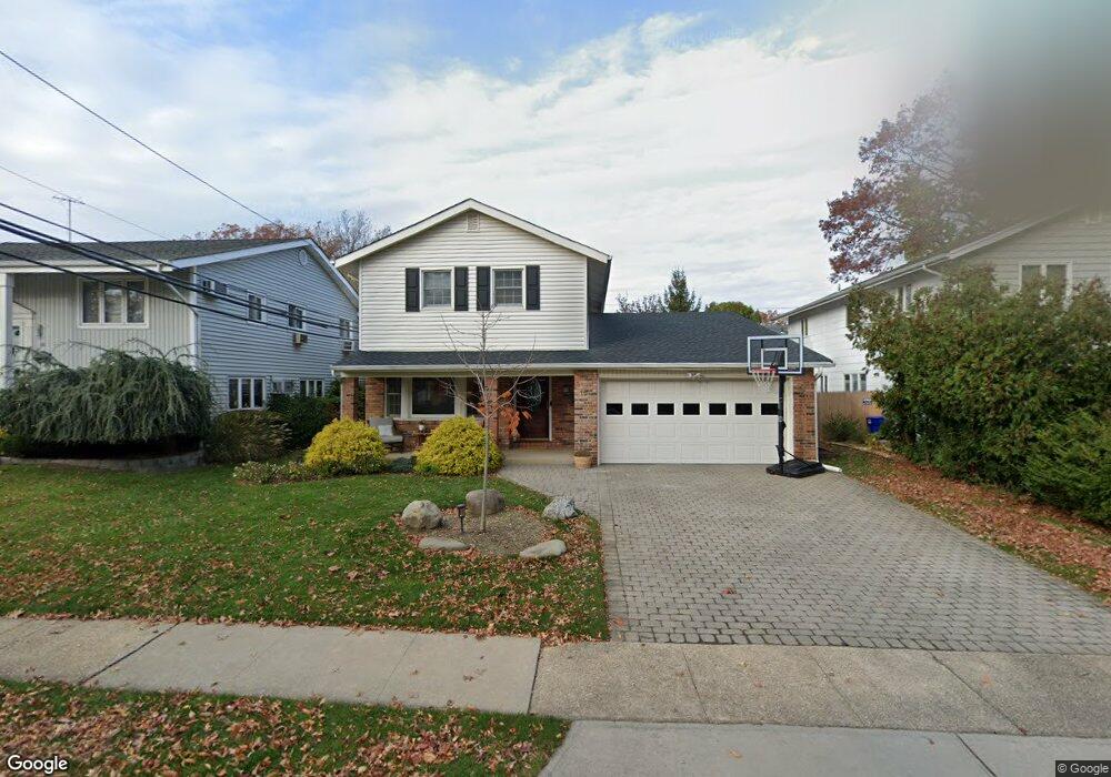 15 Dock Ln, Port Washington, NY 11050 - photo 1