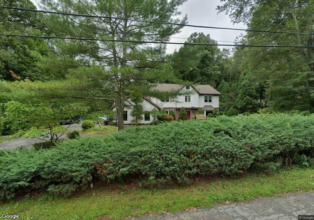 73 Vanhouten Fields, West Nyack, NY 10994 - photo 1