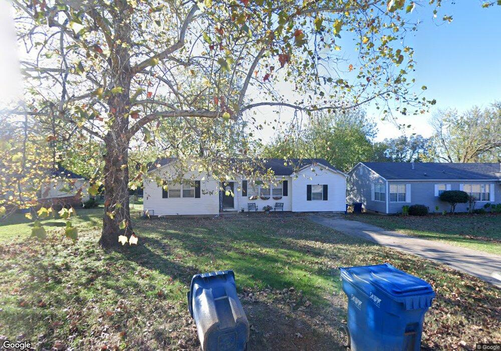 1211 S 14th St, McAlester, OK 74501 - photo 1