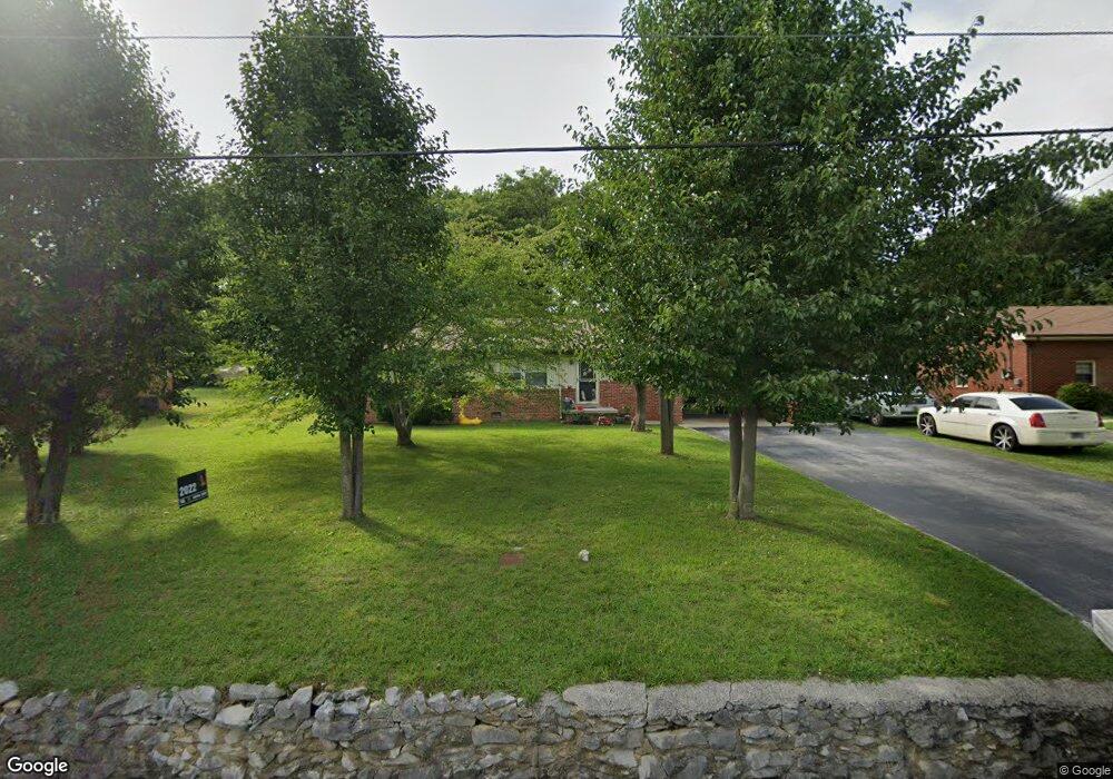 510 Mckellar Dr, Manchester, TN 37355 - photo 1