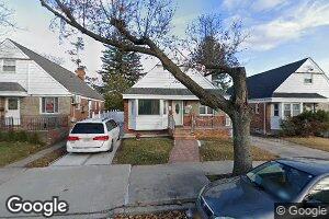 8031 254th St, Glen Oaks, NY 11004