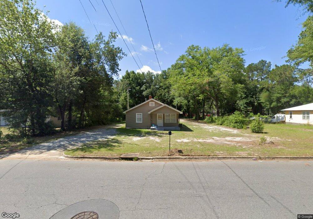 1304 W Gordon Ave, Albany, GA 31707 - photo 1