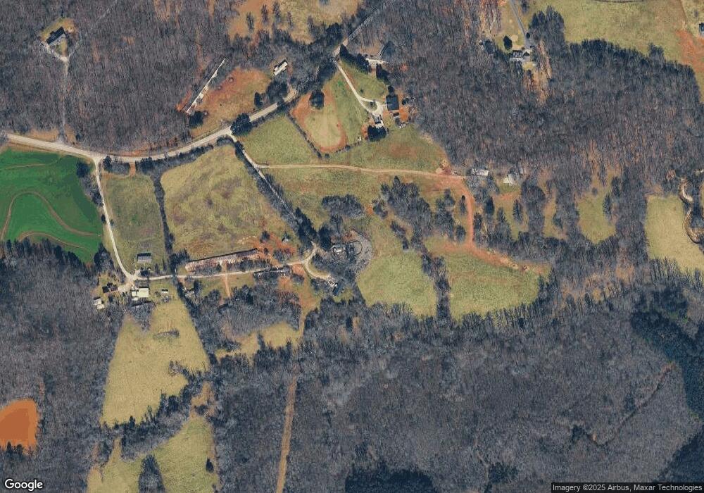 165 Welborn Dr, Gillsville, GA 30543 - photo 1