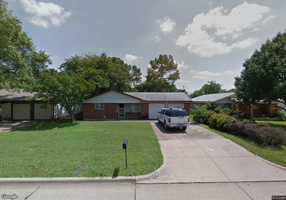 716 Brookfield Dr, Hurst, TX 76053 - photo 1