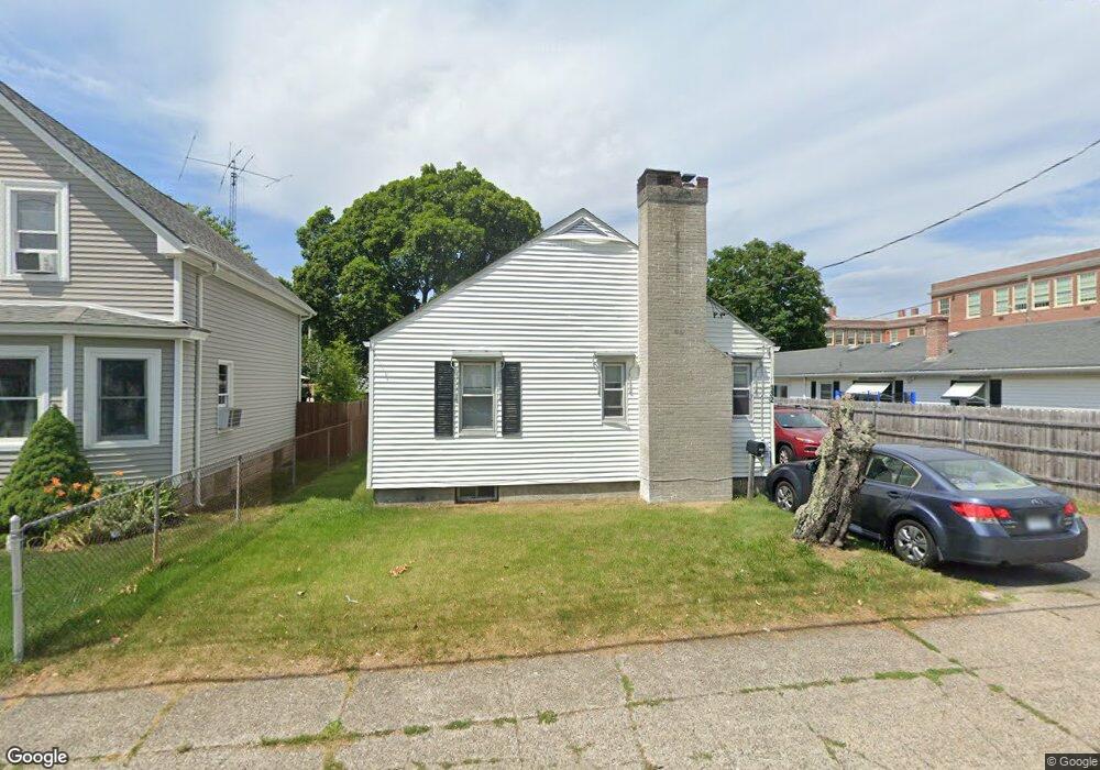 132 Vine St, Pawtucket, RI 02861 - photo 1