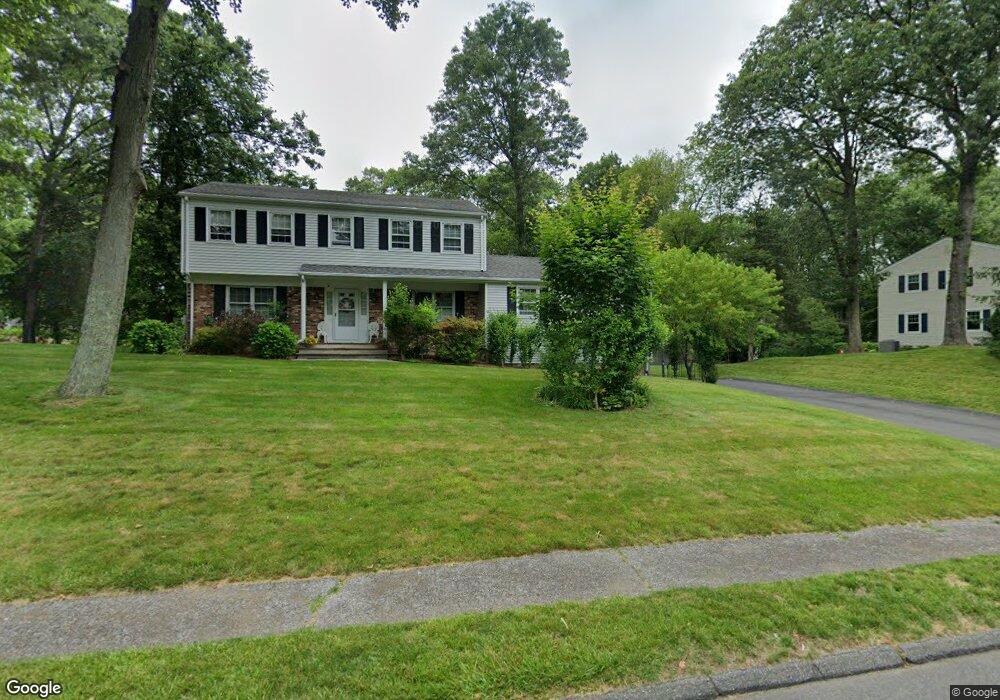 2 Arrowhead Ct, Norwalk, CT 06851 - photo 1