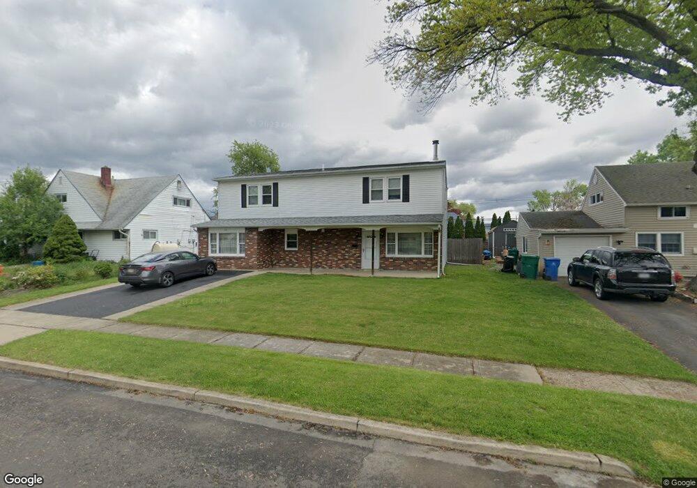 12 Alder Ln, Levittown, PA 19055 - photo 1