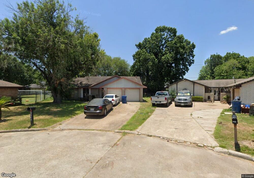 2235 Twinbrooke Dr, Houston, TX 77088 - photo 1