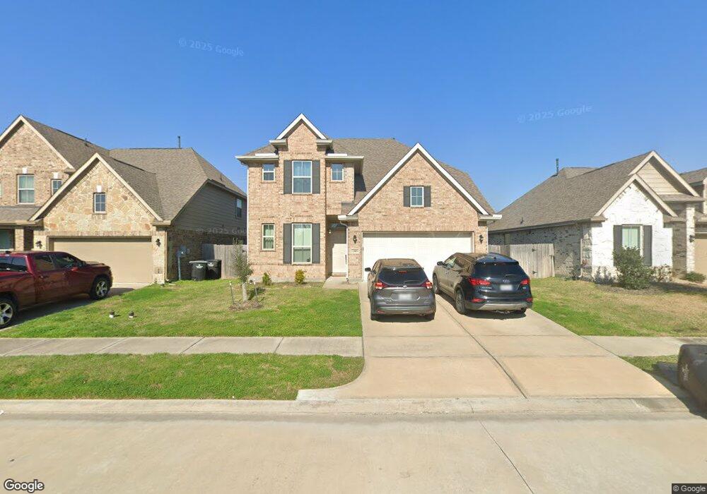 2165 Dale St, Alvin, TX 77511 - photo 1