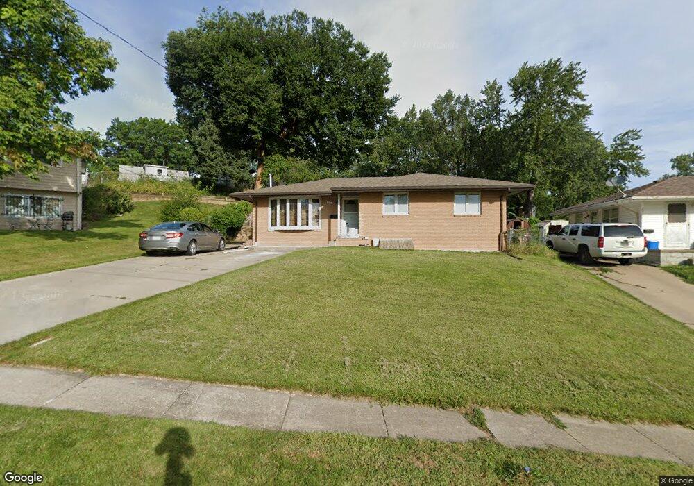 2511 Welbeck Rd, Des Moines, IA 50310 - photo 1