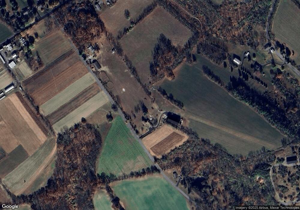 4879 Peach Bottom Rd, Coplay, PA 18037 - photo 1