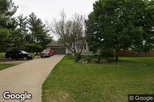 280 S Mentzer Rd, Robins, IA 52328