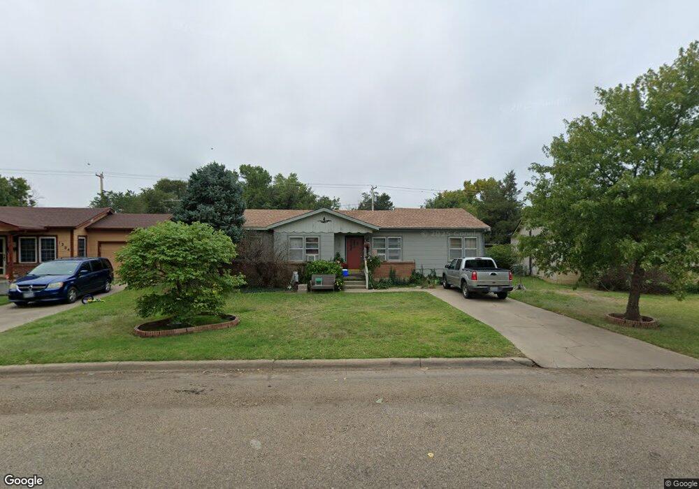 1202 NE 2nd St, Dumas, TX 79029 - photo 1