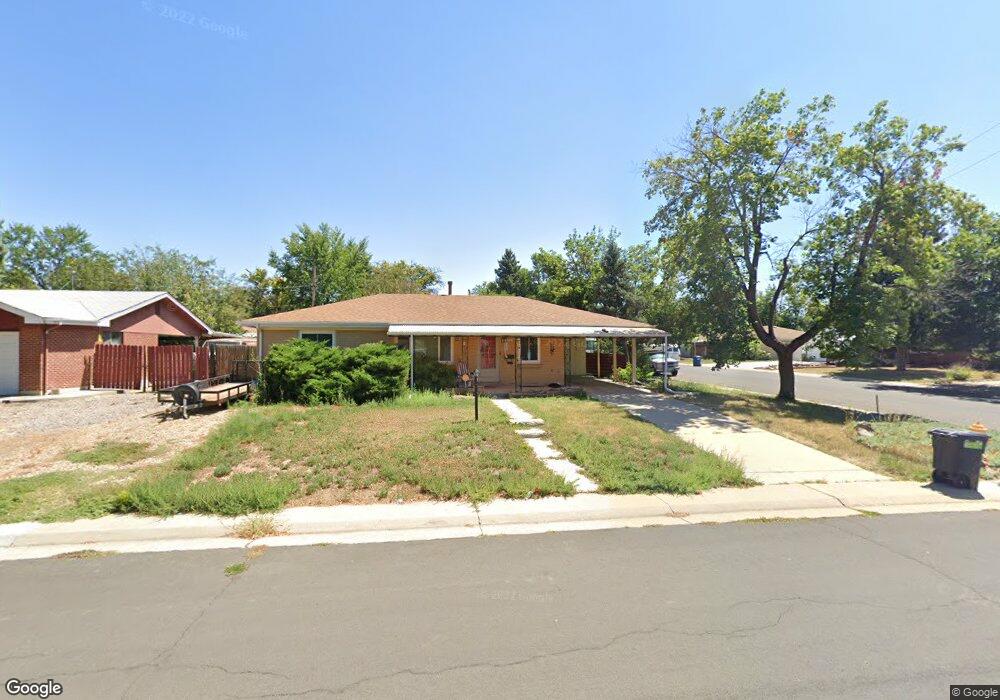 806 Iola St, Aurora, CO 80010 - photo 1