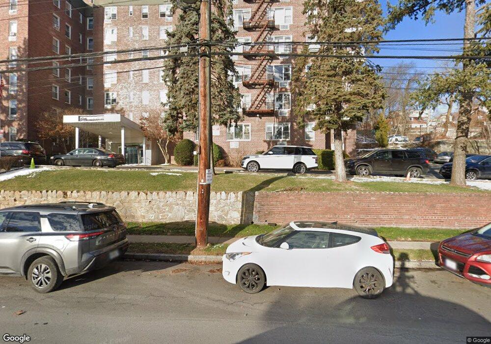 Glendale Gardens unit 7C, Yonkers, NY 10704 - photo 1