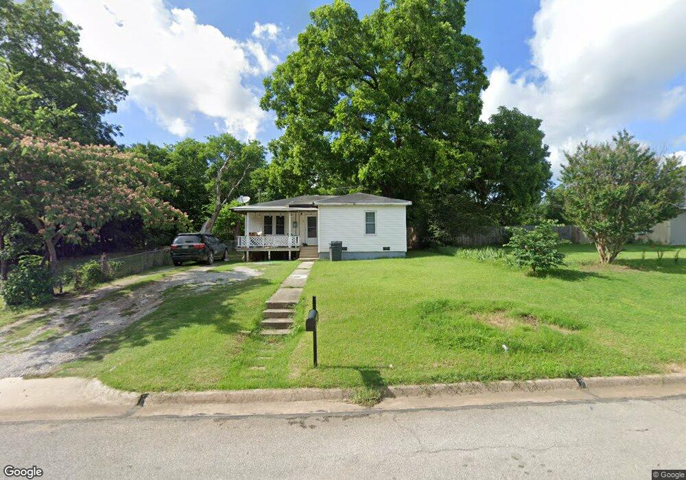 921 4th Ave NE, Ardmore, OK 73401 - photo 1