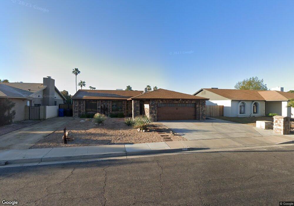 2201 E Emelita Ave, Mesa, AZ 85204 - photo 1