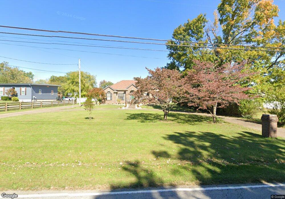 6701 Applegate Ln, Louisville, KY 40228 - photo 1