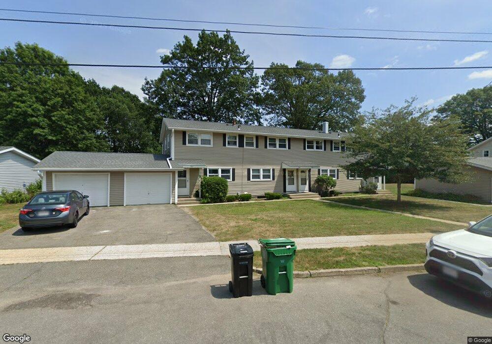 134 Woodbridge Rd unit 34, Chicopee, MA 01022 - photo 1