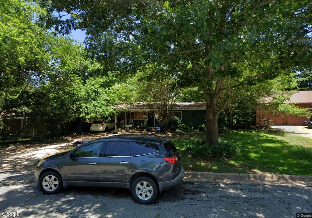110 N Imperial Dr, Denison, TX 75020 - photo 1