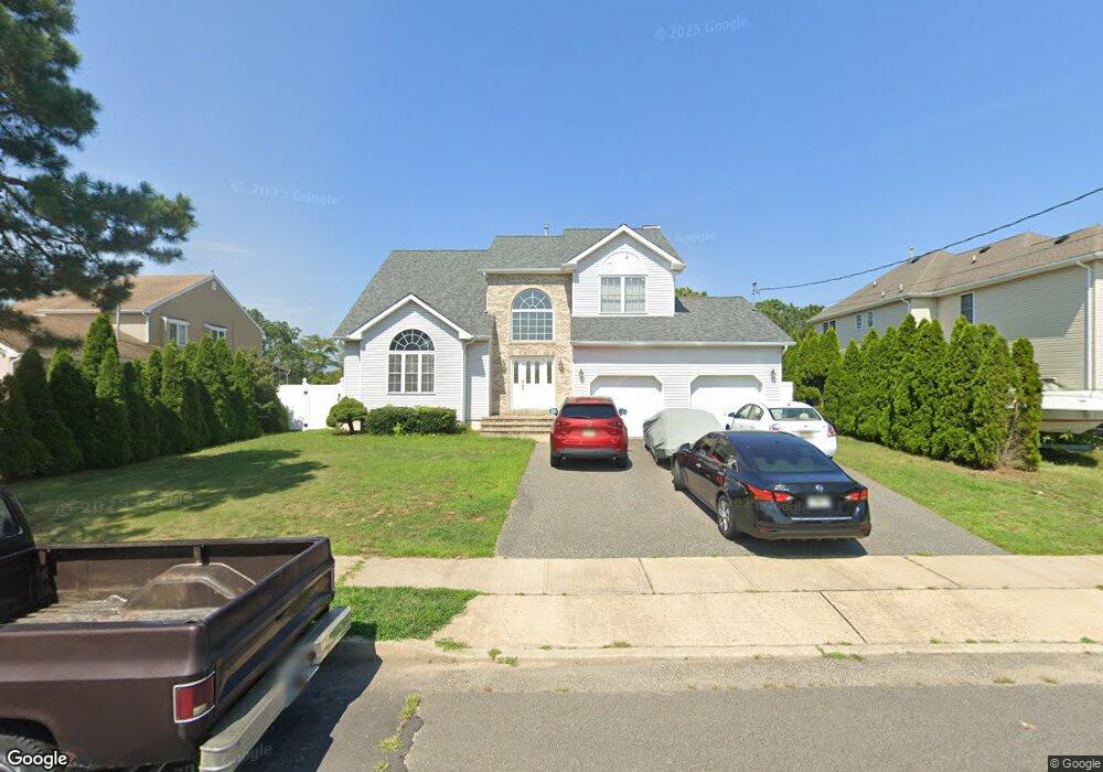 90 Sunrise Blvd, Toms River, NJ 08753 - photo 1