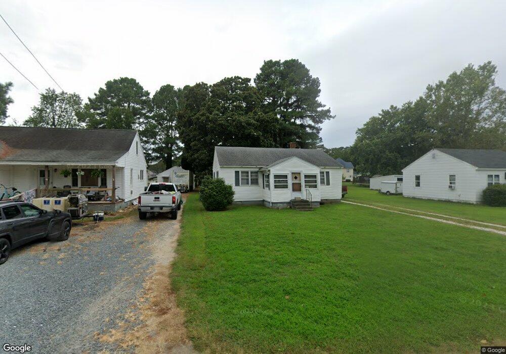 26240 Hearn St, Bloxom, VA 23308 - photo 1