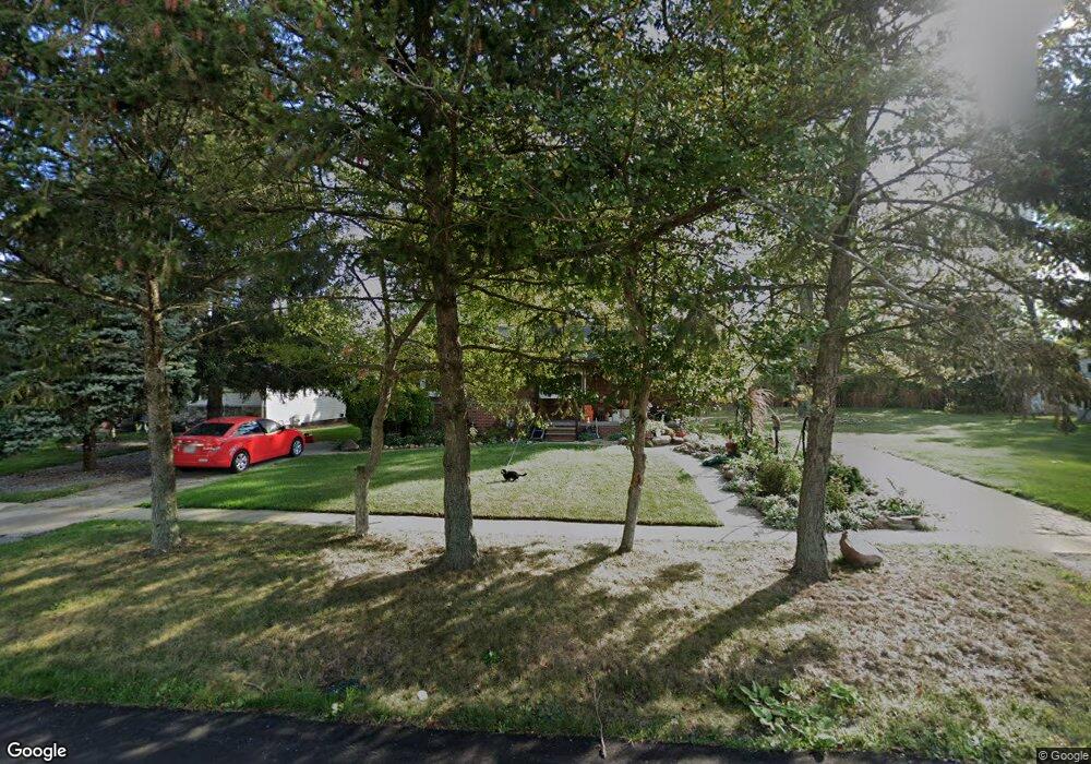 571 Lafayette Blvd, Sheffield Lake, OH 44054 - photo 1