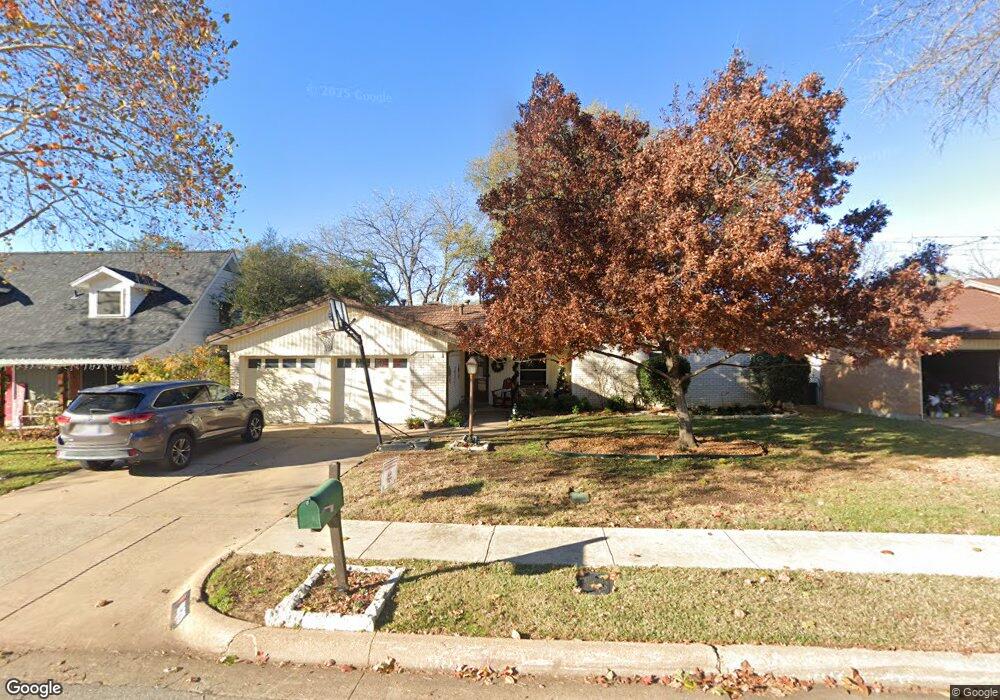 1929 Chattanooga Dr, Bedford, TX 76022 - photo 1