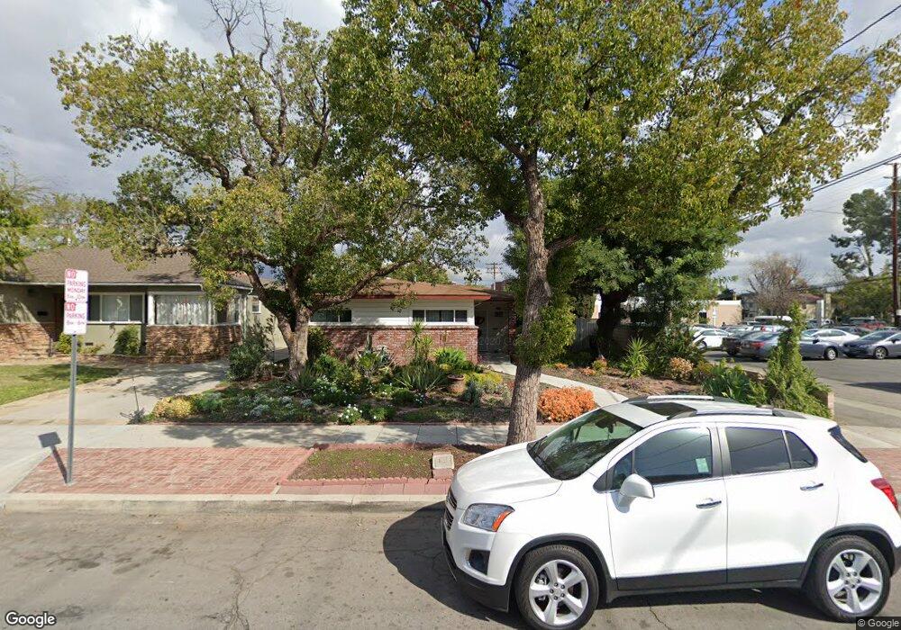 378 S Myers St, Burbank, CA 91506 - photo 1