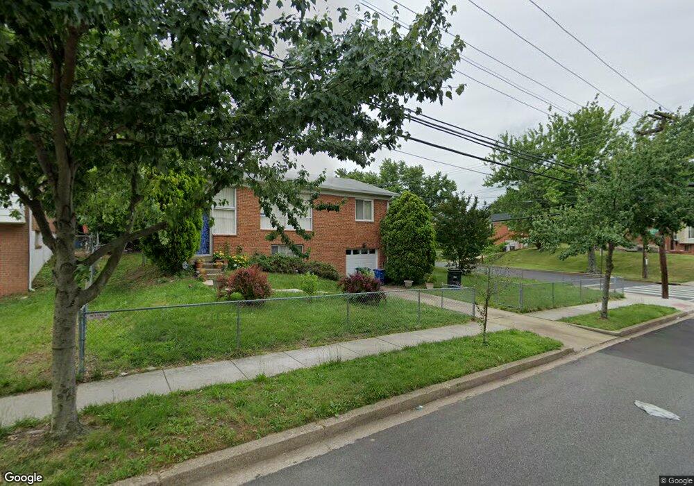 4601 G St SE, Washington, DC 20019 - photo 1