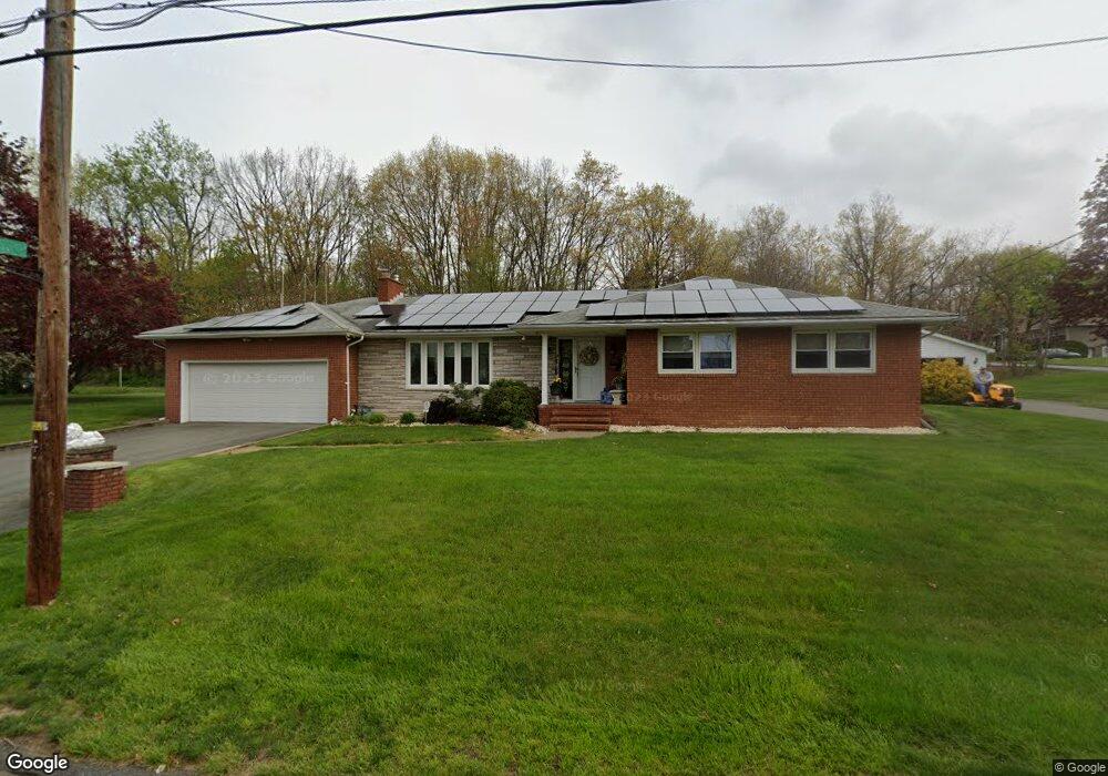 901 Old Ridge Rd, Archbald, PA 18403 - photo 1