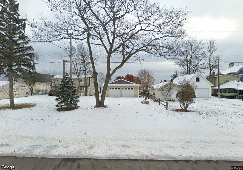 366 N Huron Rd, Au Gres, MI 48703 - photo 1