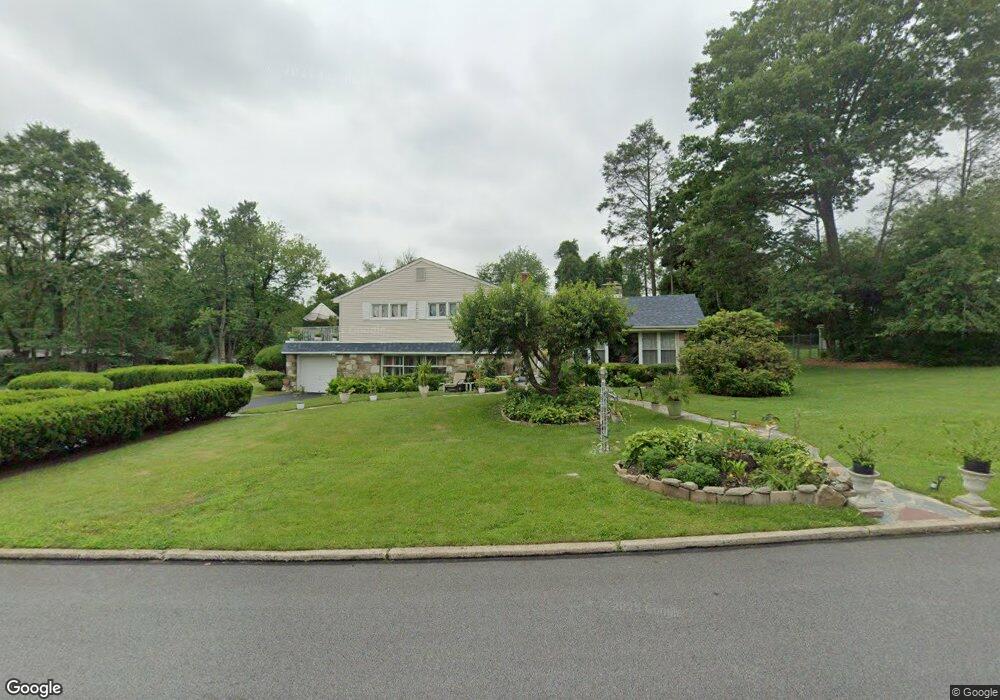 300 Hedgerow Ln, Wyncote, PA 19095 - photo 1