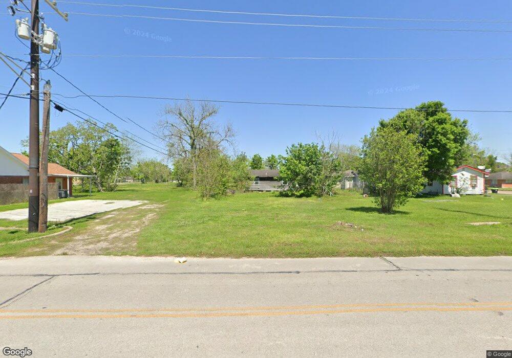 1315 2nd St, Bay City, TX 77414 - photo 1