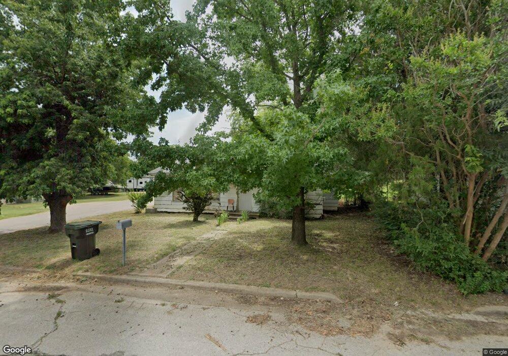696 6th St, Wilson, OK 73463 - photo 1