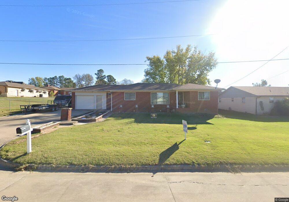 1208 E Reynolds Rd, McAlester, OK 74501 - photo 1