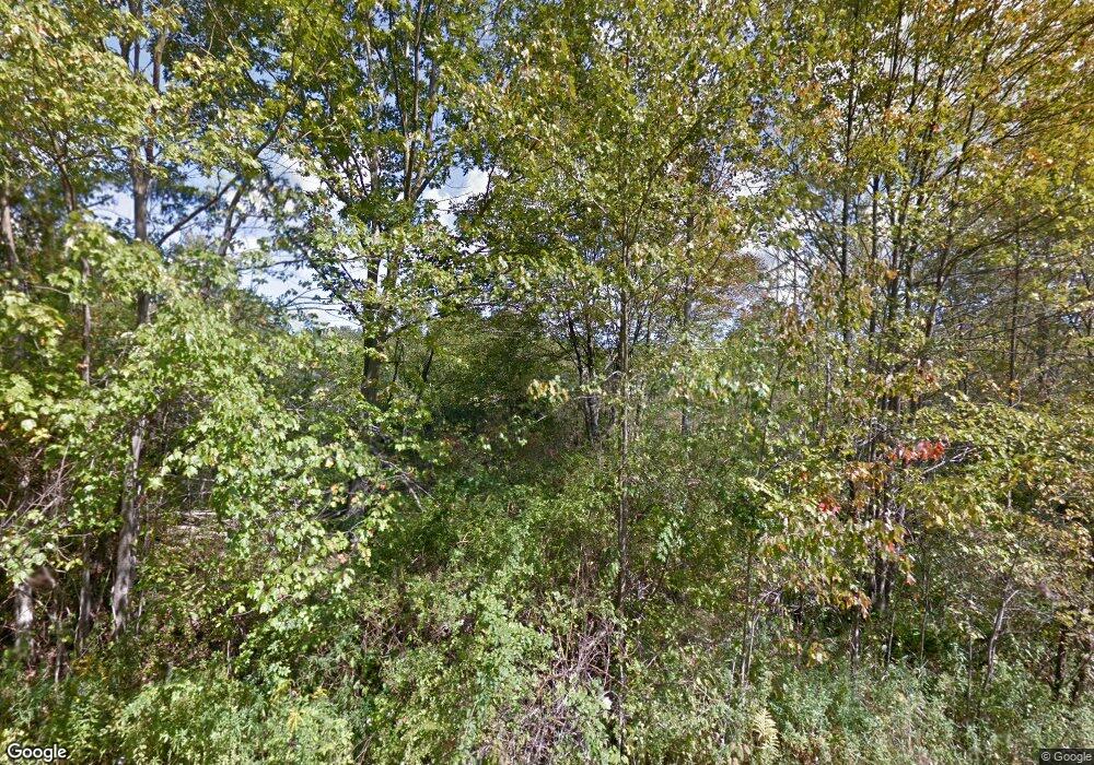 16 Debbie Ln, Eliot, ME 03903 - photo 1