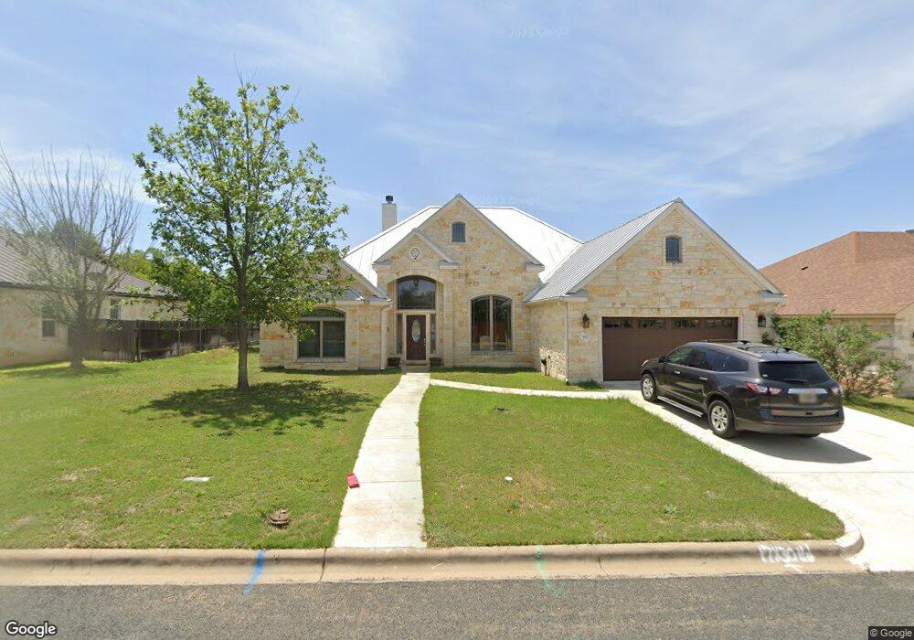 807 Dogwood Ln, Fredericksburg, TX 78624 - photo 1