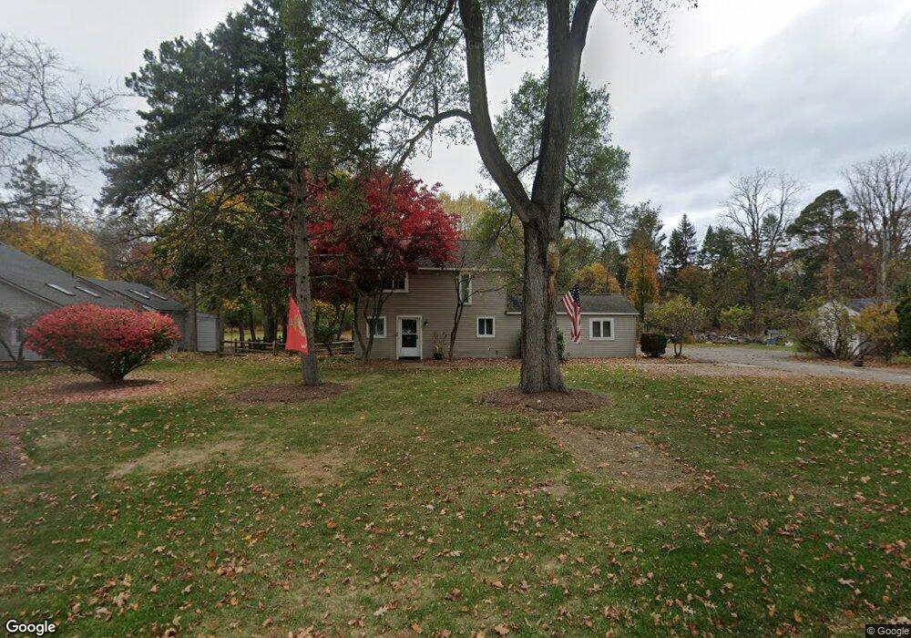 3116 Westacres Dr, West Bloomfield, MI 48324 - photo 1